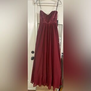 Elegant Burgundy Maxi Skirt